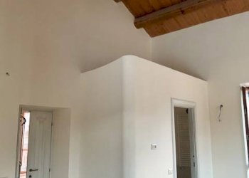 Foto 37 - Casa indipendente Roccafluvione - foto 37