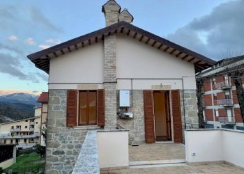 Foto 43 - Casa indipendente Roccafluvione - foto 43