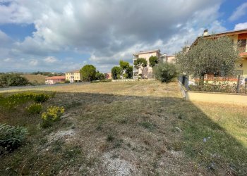 Foto 4 - Terreno edificabile via Enrico De Nicola, Mosciano Sant'Angelo - foto 4