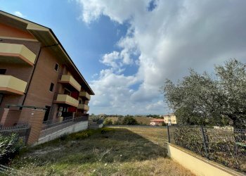 Foto 6 - Terreno edificabile via Enrico De Nicola, Mosciano Sant'Angelo - foto 6