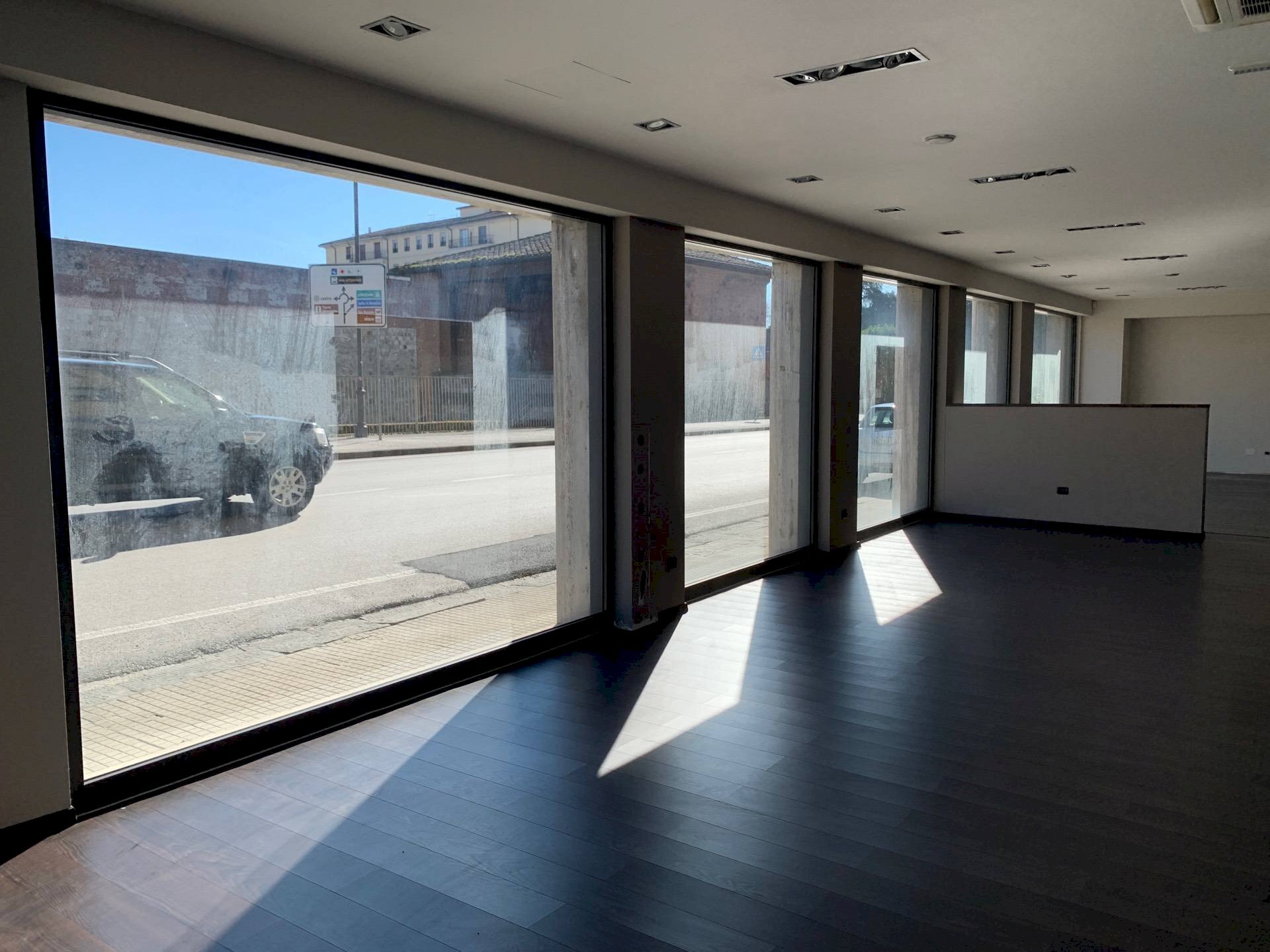 Foto 2 - Locale Commerciale Pisa - foto 2