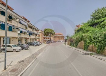 Foto 1 - Locale Commerciale via frentana, San Vito Chietino - foto 1