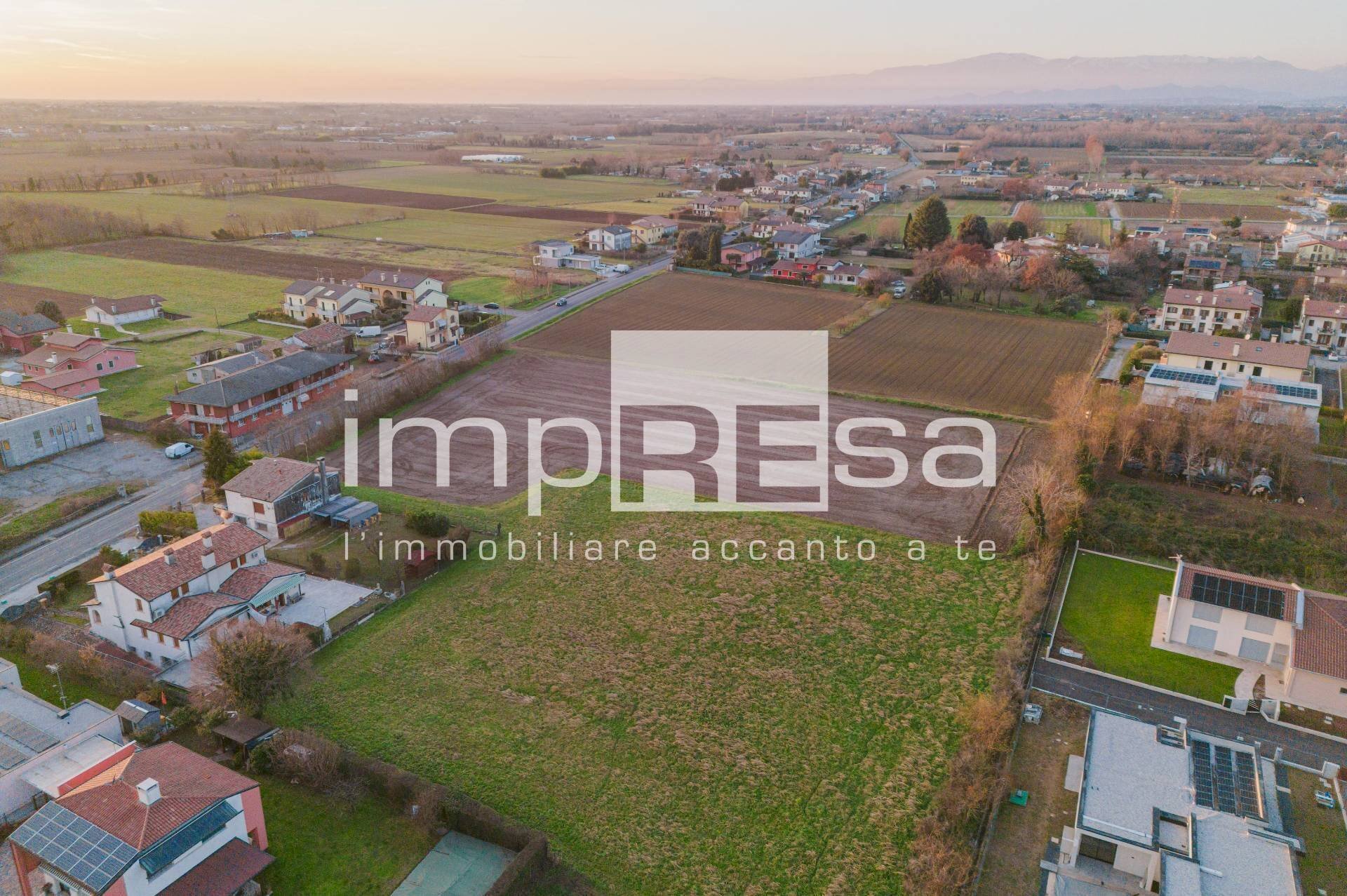 Foto 1 - Terreno edificabile Via Enrico Toti, Paese - foto 1