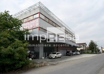 Foto 3 - Locale Commerciale Franco Antonicelli
 
5, Voghera - foto 3