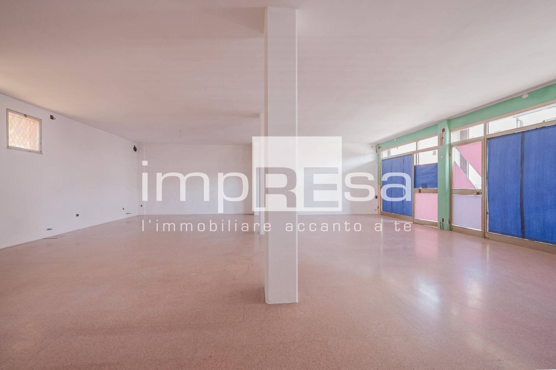 Foto 3 - Negozio via Europa Unita, Paese - foto 3