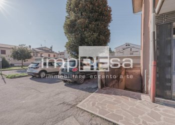 Foto 7 - Negozio via Europa Unita, Paese - foto 7