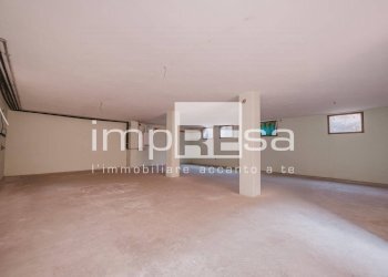 Foto 13 - Negozio via Europa Unita, Paese - foto 13