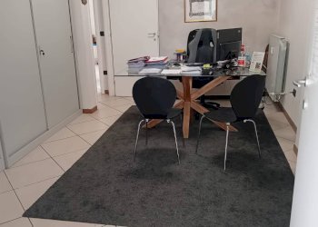 Foto 1 - Attività Commerciale viale montello, Mantova - foto 1