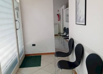 Foto 3 - Attività Commerciale viale montello, Mantova - foto 3