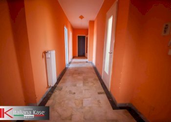 Foto 4 - Three-room apartment VIA XXV LUGLIO
 
37, San Giusto Canavese - photo 4