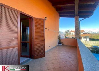 Foto 4 - Trilocale via san michele
 
12, Caluso - foto 4