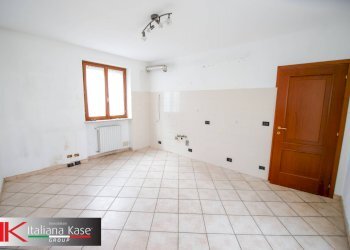 Foto 5 - Quadrilocale via nicolo passera
 
8, Montanaro - foto 5