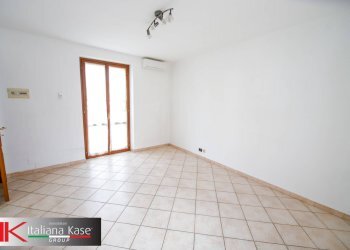 Foto 6 - Quadrilocale via nicolo passera
 
8, Montanaro - foto 6