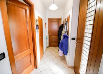 Foto 12 - Quadrilocale via nicolo passera
 
8, Montanaro - foto 12