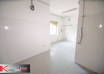 Foto 10 - Shop martiri d'italia
3, Caluso - photo 10