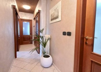 Foto 21 - Villa vicolo giulio
 
11, San Giusto Canavese - photo 21