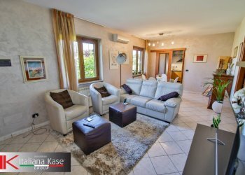 Foto 15 - Villa vicolo giulio
 
11, San Giusto Canavese - photo 15