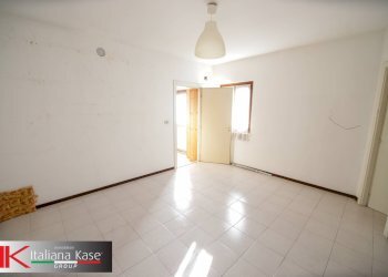 Foto 24 - Casa semi indipendente piazza caduti
 
6, Vestignè - foto 24