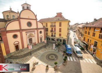 Foto 2 - Casa semi indipendente piazza ippolito
 
2, San Giorgio Canavese - foto 2