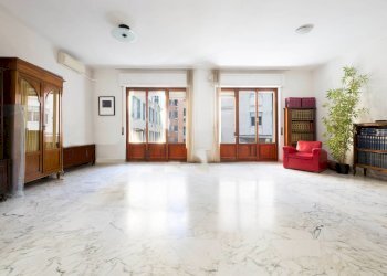 Foto 2 - Appartamento Via Santa Chiara
 
4, Genova - foto 2