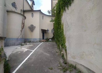 Posto auto - Box Via Byron
 
15 rosso, Genova - foto 5