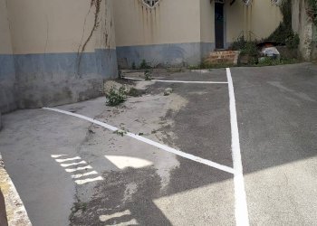 Posto auto - Box Via Byron
 
15 rosso, Genova - foto 6