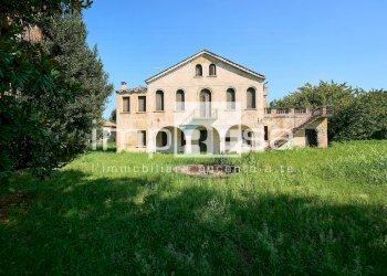 Foto 1 - Villa via Guglielmo Marconi, Mogliano Veneto - photo 1
