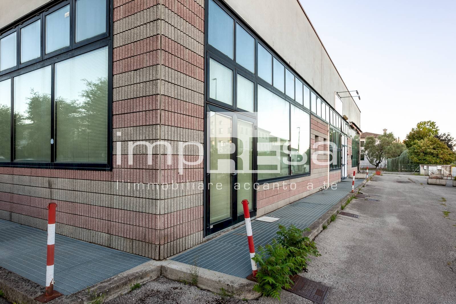 Foto 1 - Magazzino VIA MONTE GRAPPA
 
30, Villorba - foto 1