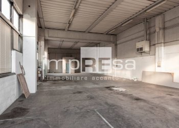 Foto 2 - Magazzino VIA MONTE GRAPPA
 
30, Villorba - foto 2