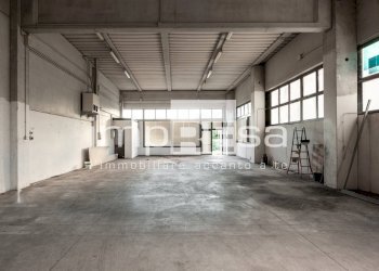 Foto 7 - Magazzino VIA MONTE GRAPPA
 
30, Villorba - foto 7