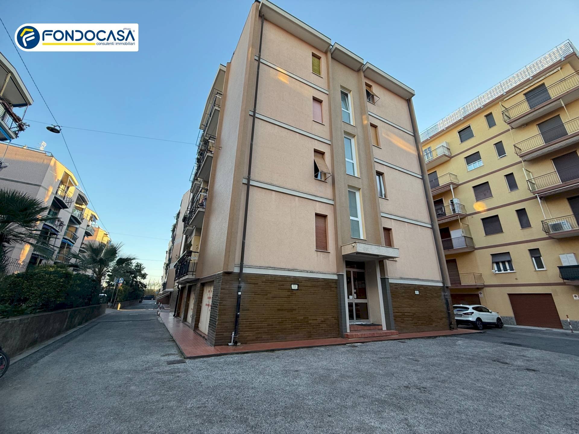 Foto 1 - Box Via Pisa, Loano - foto 1