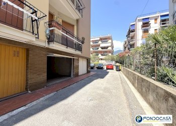 Foto 1 - Box Via Pisa, Loano - foto 1
