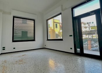 Foto 4 - Attività Commerciale Via Matteotti, Celle Ligure - foto 4