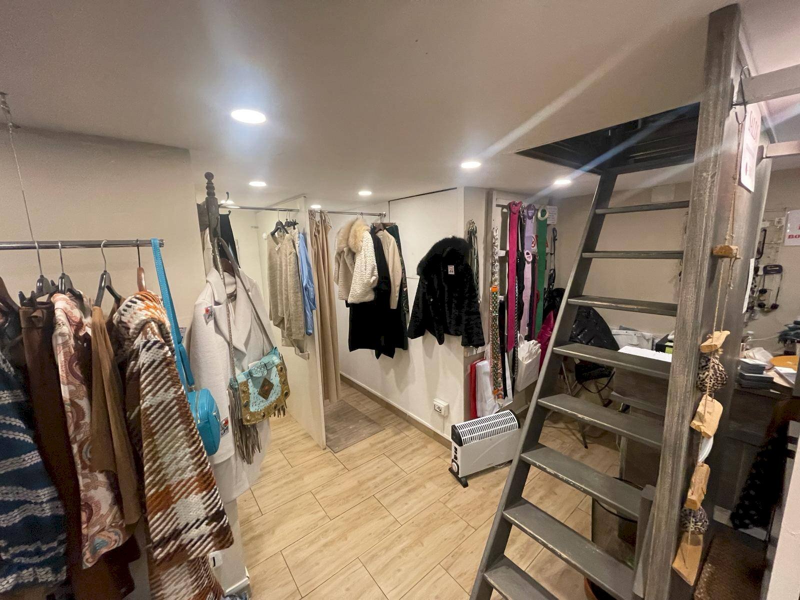 Foto 3 - Locale Commerciale Via Fiasella, Genova - foto 2