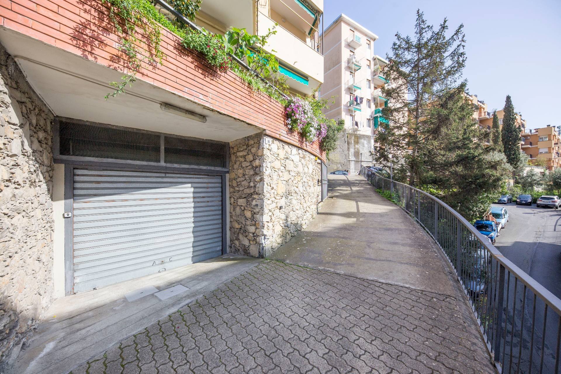 Foto 3 - Box Via Antonio Cianciullo
 
15, Genova - foto 3