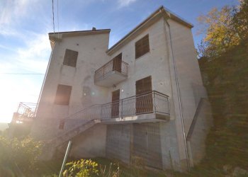 Foto 4 - Casa semi indipendente Via Genova
 
11, Morbello - foto 4