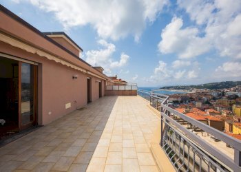 Foto 2 - Quadrilocale Via Giovane Italia, Varazze - foto 2