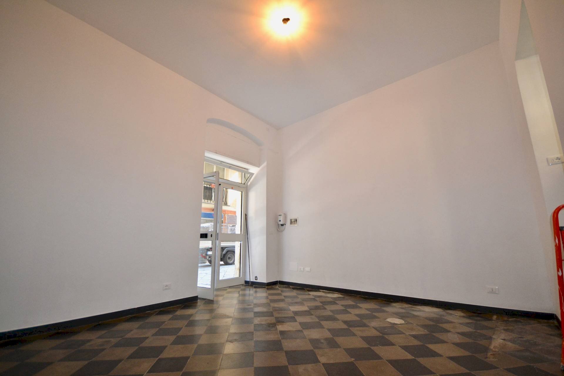 Foto 1 - Commercial Premises Via Di San Donato, Genova - photo 1