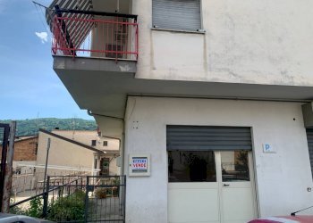 Foto 1 - Locale Commerciale via Verticelli, Casali del Manco - foto 1