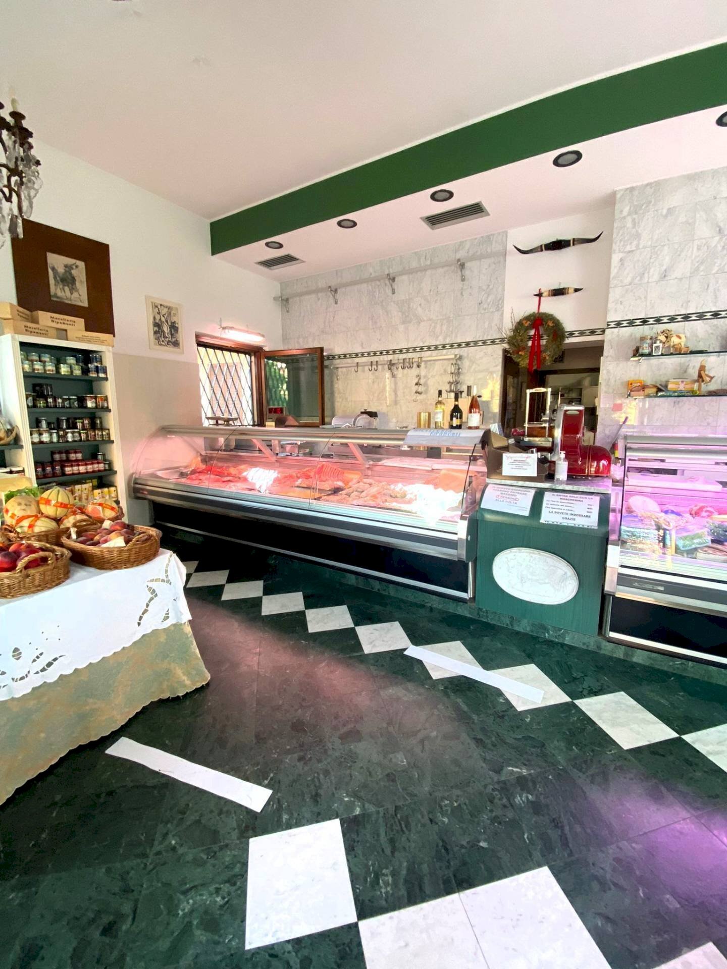 Foto 3 - Locale Commerciale Via Cimbardi
 
14, Cassano d'Adda - foto 3