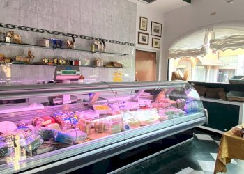 Foto 6 - Commercial Premises Via Cimbardi
 
14, Cassano d'Adda - photo 6