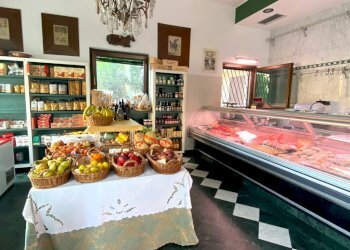 Foto 7 - Commercial Premises Via Cimbardi
 
14, Cassano d'Adda - photo 7