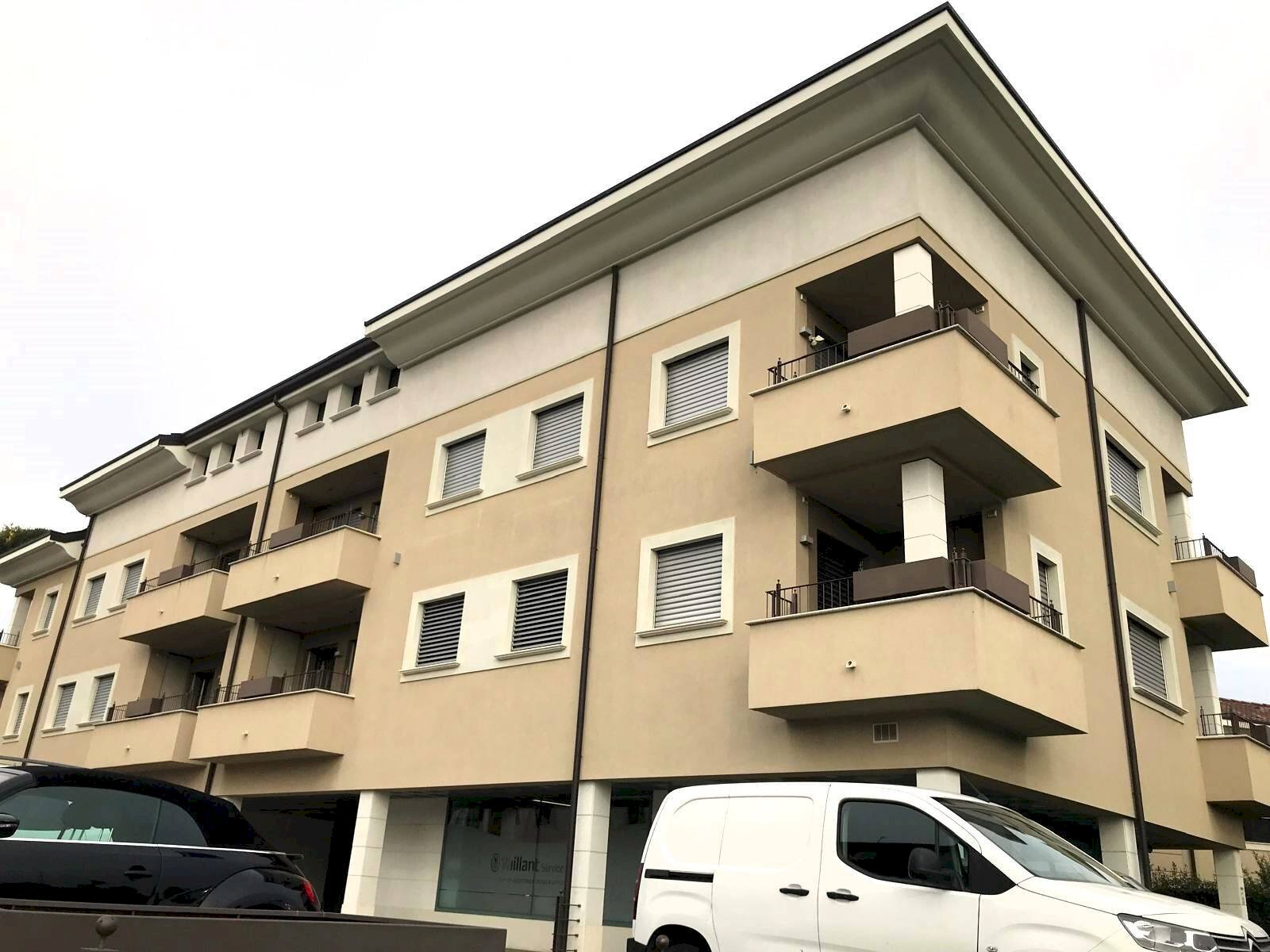 Foto 3 - Office Via Caimi
 
17, Giussano - photo 3