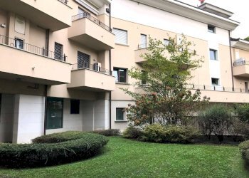 Foto 2 - Ufficio Via Caimi
 
17, Giussano - foto 2