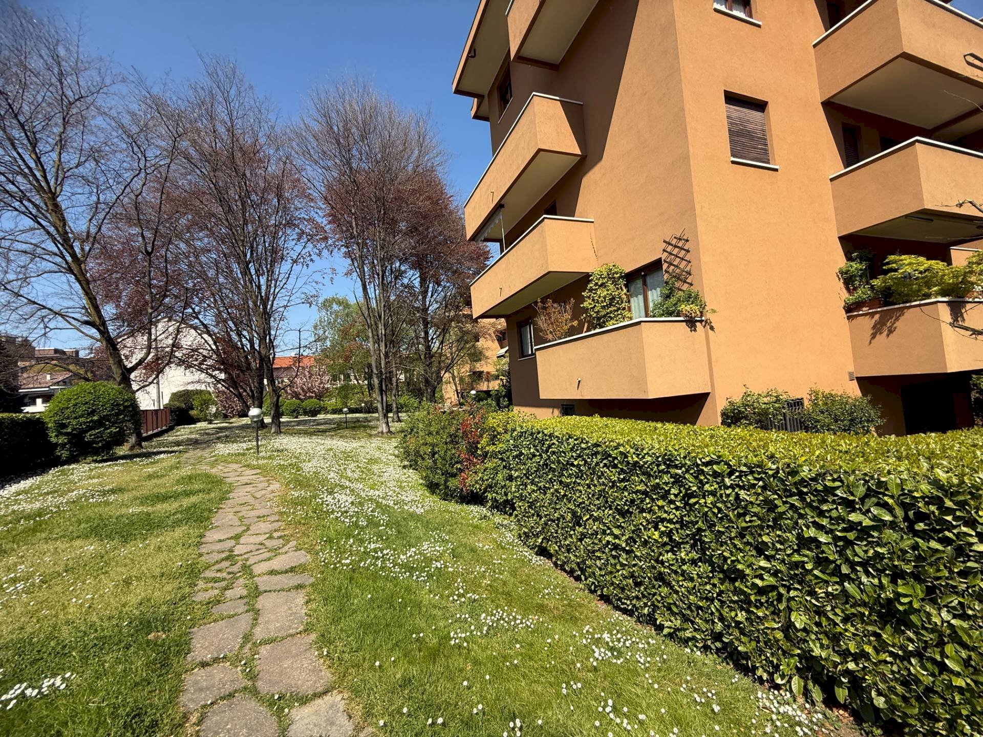 Foto 2 - Three-room apartment via donizetti
 
8, Monza - photo 2