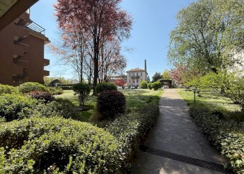 Foto 42 - Trilocale via donizetti
 
8, Monza - foto 42