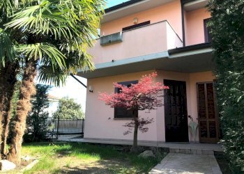 Foto 3 - Casa semi indipendente Via tre Case
 
7, Usmate Velate - foto 3