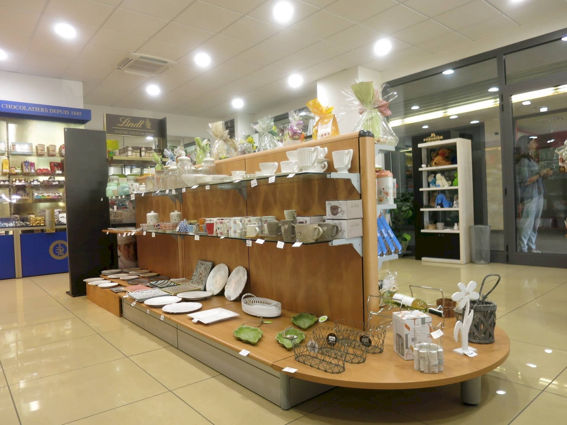 Foto 2 - Commercial Premises Via Provinciale
 
snc, L'Aquila - photo 2