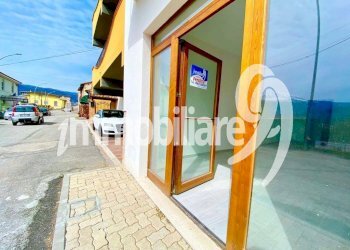 Foto 2 - Commercial Premises Via delle Aie, L'Aquila - photo 2