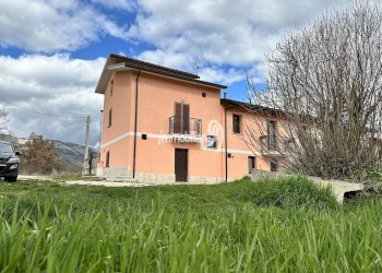 Foto 1 - Casa indipendente Via Colle Sapone alto
 
39, L'Aquila - foto 1